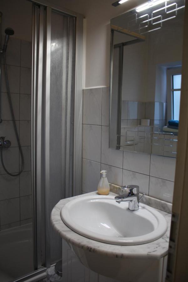 Sohre Hotel Hamburg-Harburg Buitenkant foto